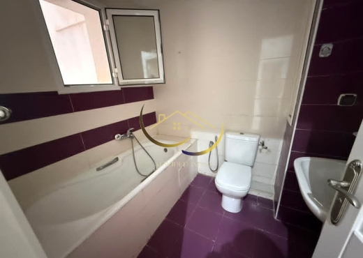 A LOUER UN APPARTEMENT S+2 A CITE WAHAT