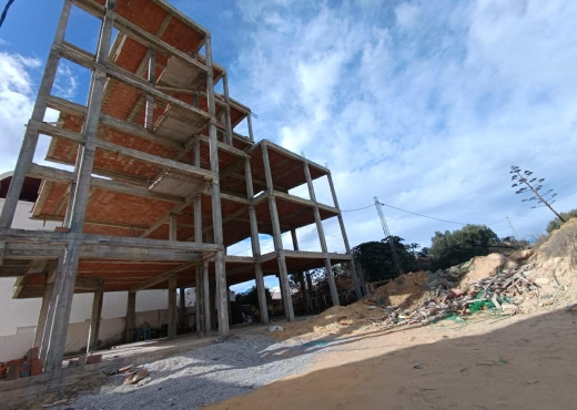 A VENDRE UNE RESIDENCE INACHEVEE A HAMAMMET - Bien immobilier à {"id":16,"country_id":219,"name":"NABEUL","slug":"nabeul"} - Agence Immobilière immo\'in