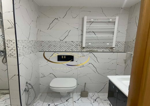 A vendre un appartement S+2 à Cité Wahat - Bien immobilier à {"id":23,"country_id":219,"name":"TUNIS","slug":"tunis"} - Agence Immobilière immo\'in