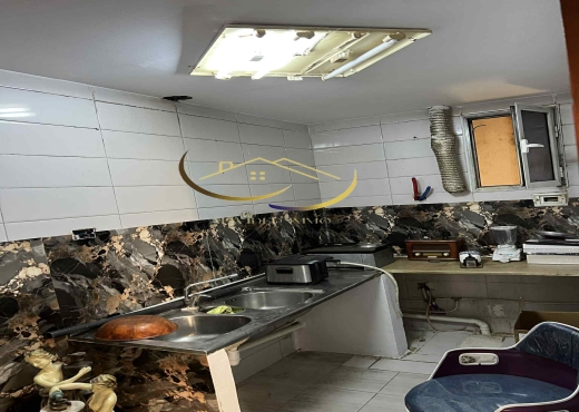 A vendre un fonds de commerce de salon de the lac2 - Bien immobilier à {"id":23,"country_id":219,"name":"TUNIS","slug":"tunis"} - Image 2 - Agence Immobilière Maison Plus Elite