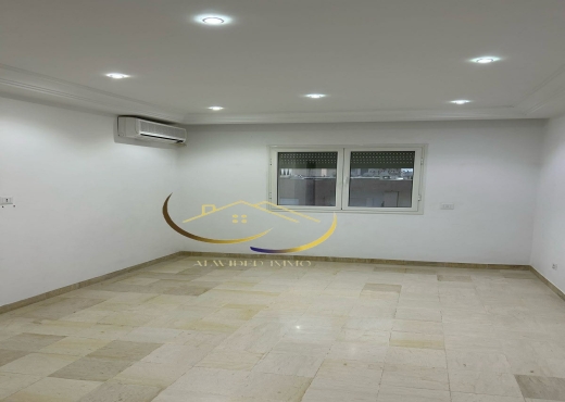 A VENDRE UN APPARTEMENT S+3 A CITE WAHAT - Bien immobilier à {"id":23,"country_id":219,"name":"TUNIS","slug":"tunis"} - Image 2 - Agence Immobilière Maison Plus Elite