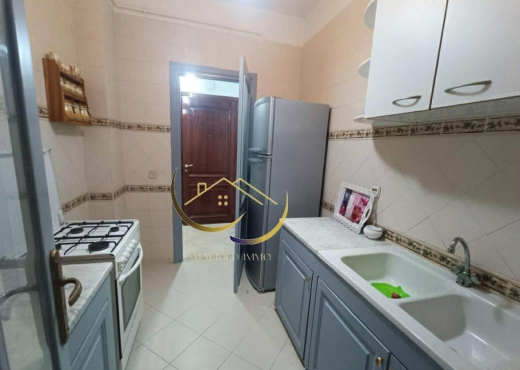 A louer un appartement S+1 meublé à Cité Wahat - Bien immobilier à {"id":23,"country_id":219,"name":"TUNIS","slug":"tunis"} - Image 3 - Agence Immobilière Maison Plus Elite